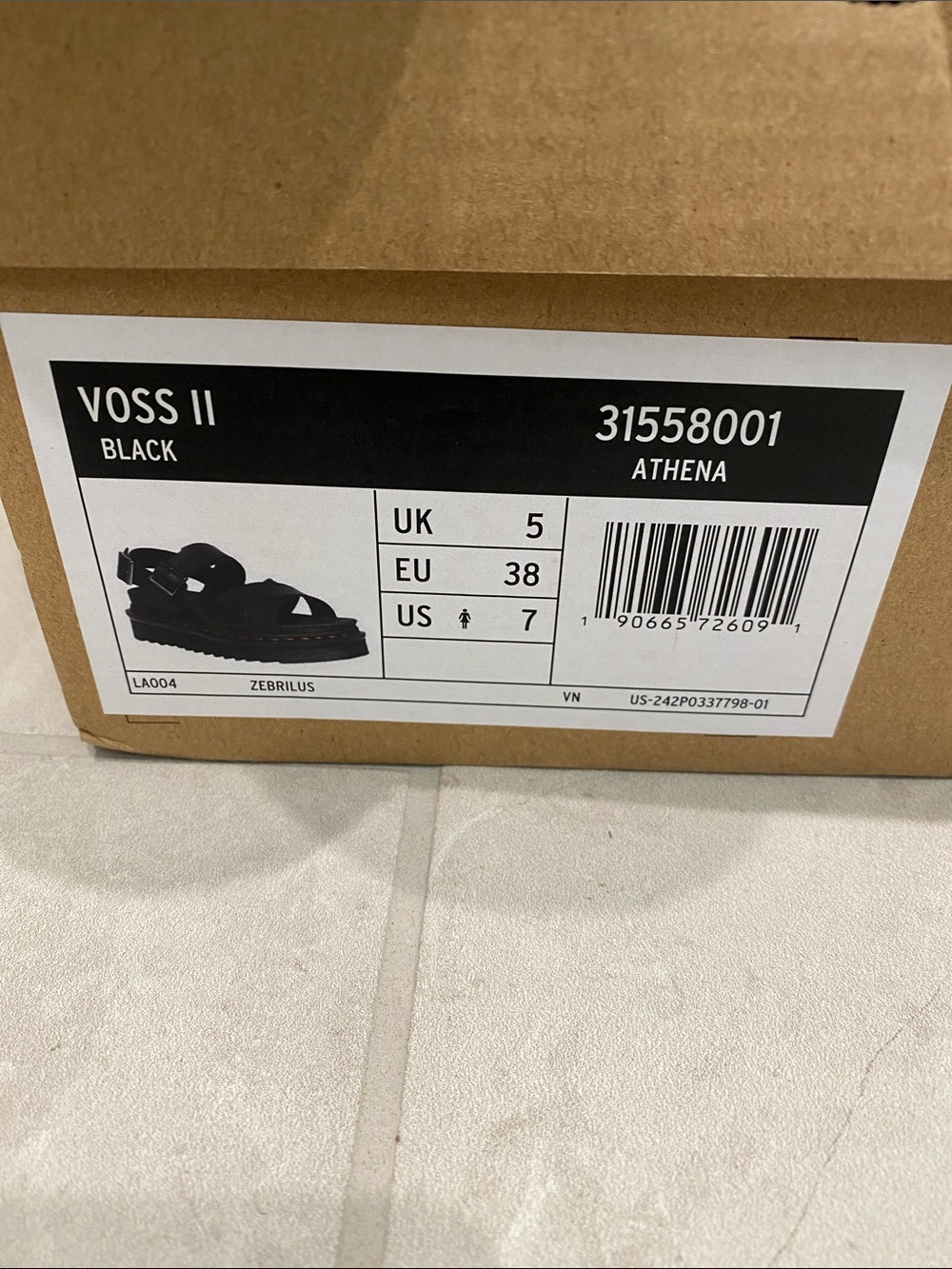 NEW in Box Dr Martens women’s Voss II sandal size 7 - Picture 2 of 12